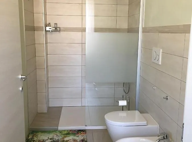 Portale Dei - Room&breakfast Affittacamere 3*